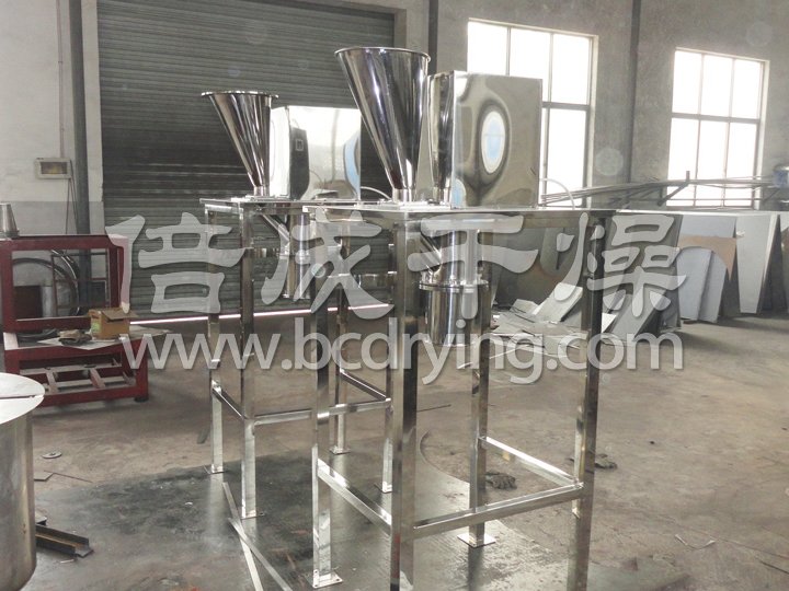 KZL係（xì）列快速整粒(粉（fěn）碎)機